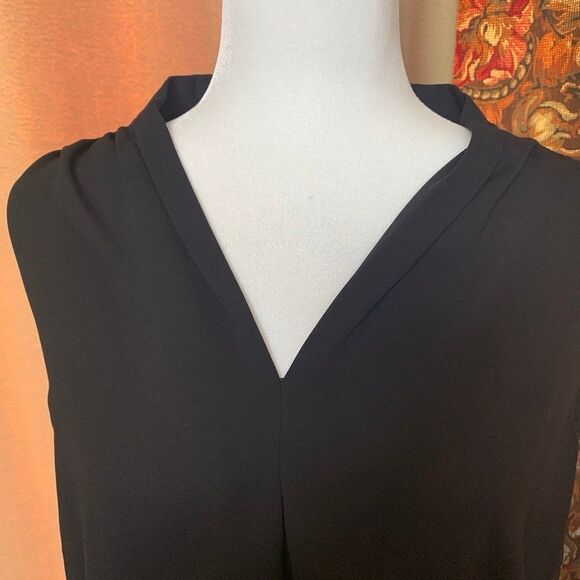Nine West Sleek V-Neck Black Blouse - Picture 3 of 7